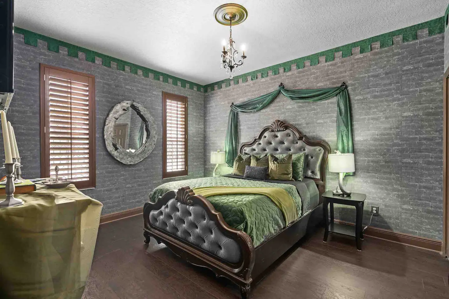 Slytherin hues are represented by green lighting and silver ornamentation.