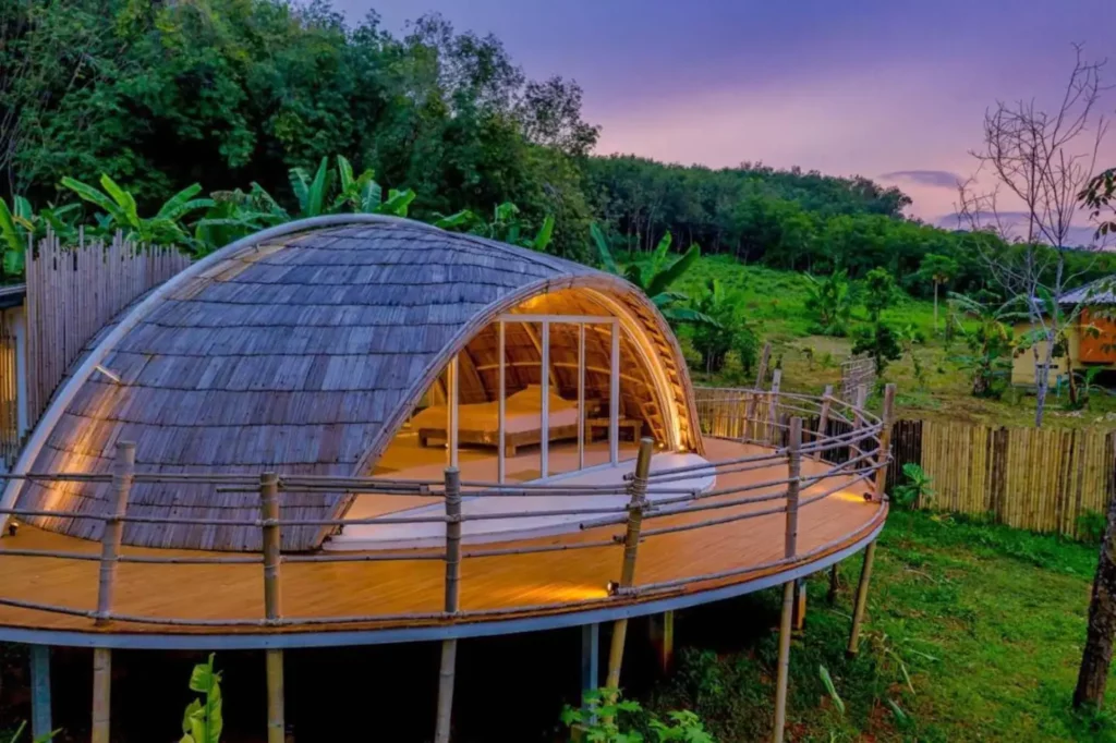 Relax in a Cocoon in Jaiyen Eco Resort.