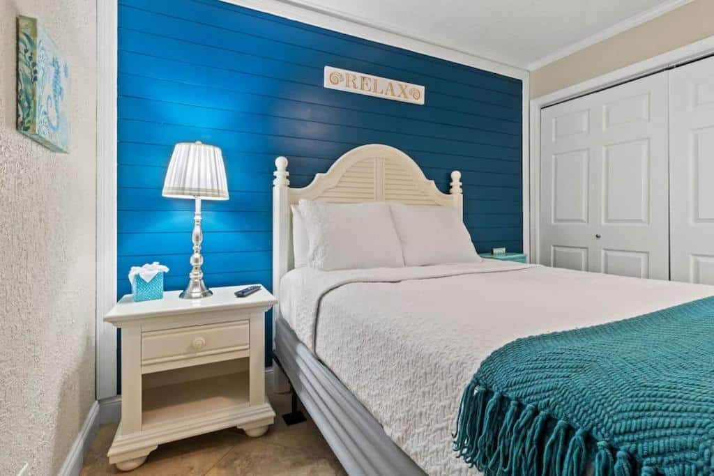 Extremely comfy bed to sleep in.