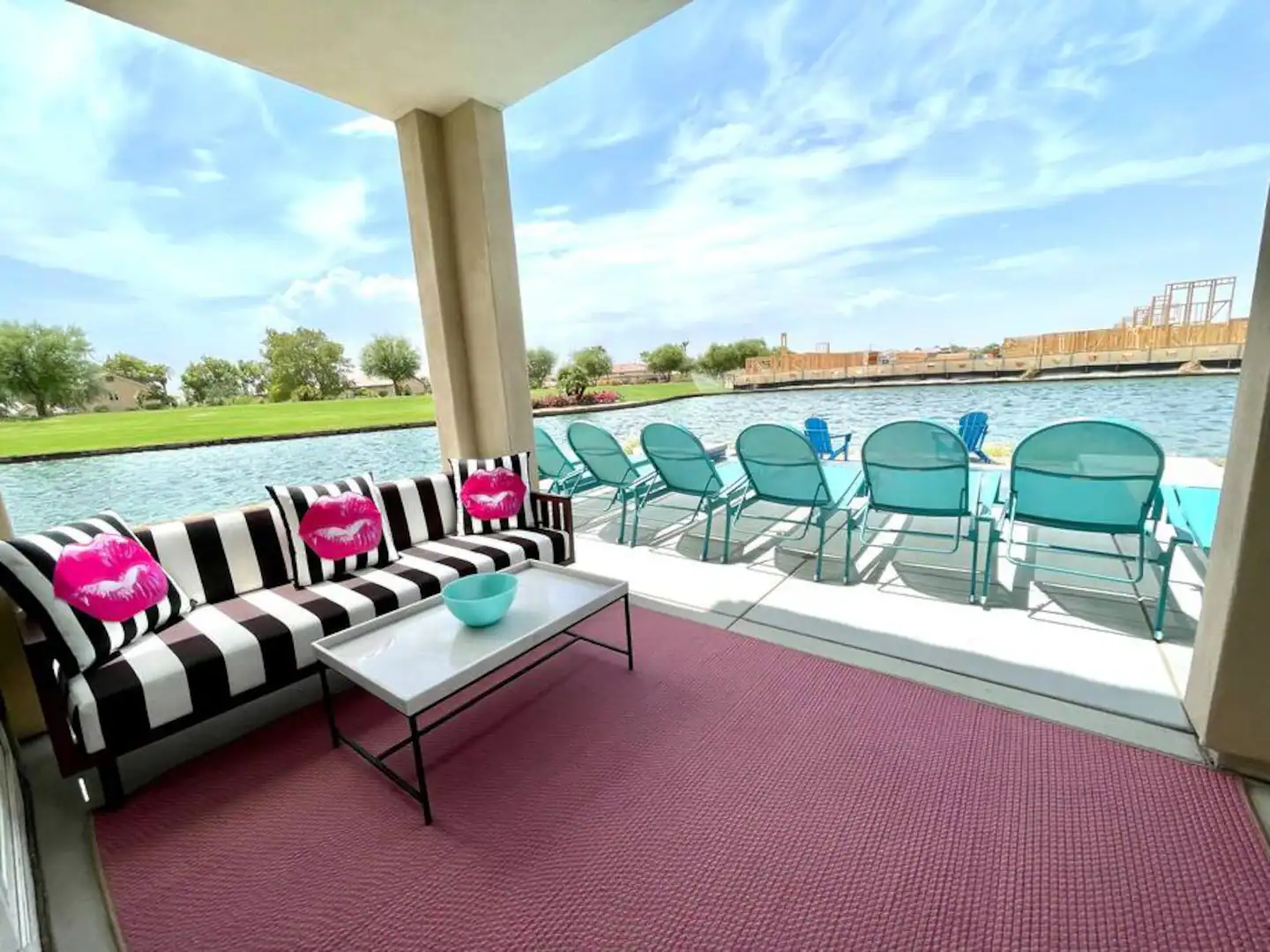 Outdoor dining furniture for al fresco dining