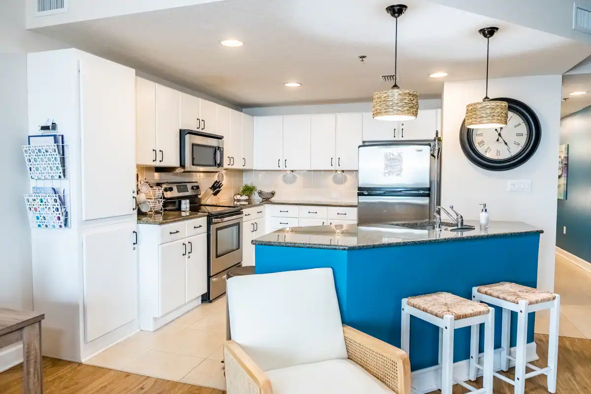 Well equipped kitchen