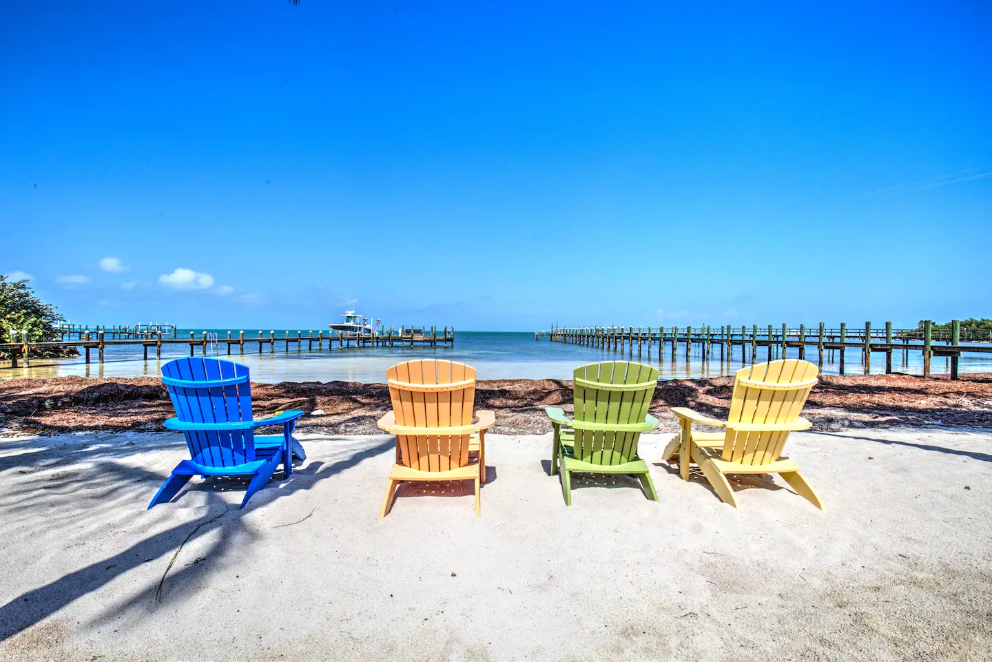 Sit and relax by the White Sands beach